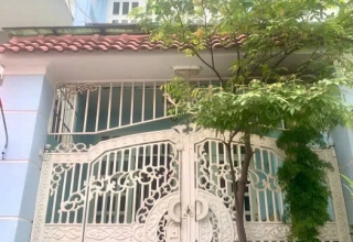 Bán Nhà Đinh Tiên Hoàng - Vị trí đẹp gần cầu Bông, Chỉ 13,5 Tỷ
